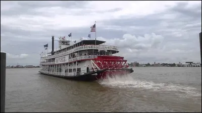 Quel paquebot de croisi&egrave;re fit naufrage en 2012 ?