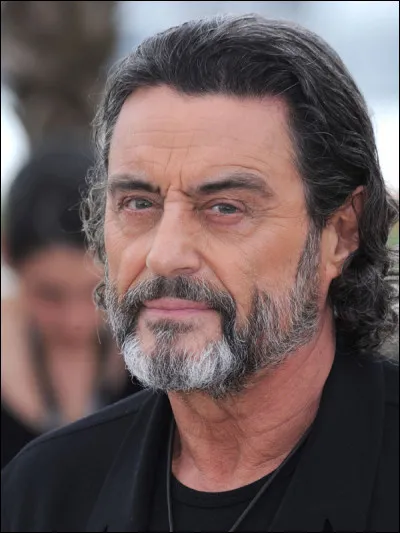 Quel acteur joue dans "Deadwood" ?