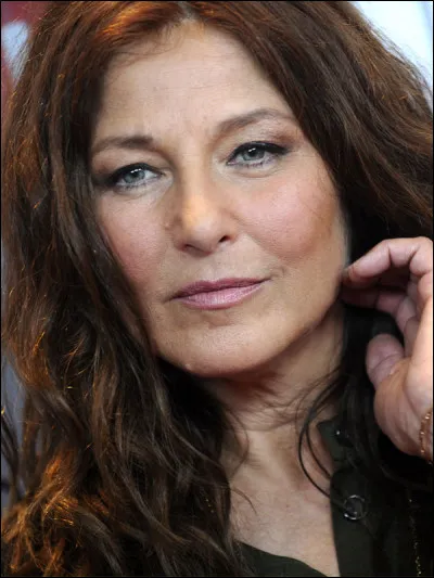 Quelle actrice est née en 1959 ?