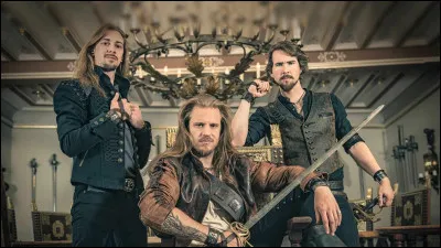 Complétez : 
"Wir ritten durch die..."