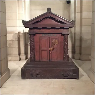 Jean-Jacques Rousseau fut transféré au Panthéon.