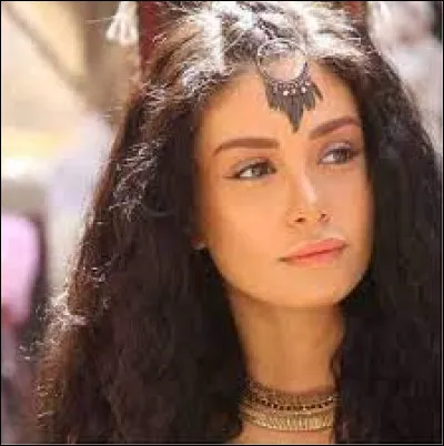 Quel est le nom de cette actrice ?