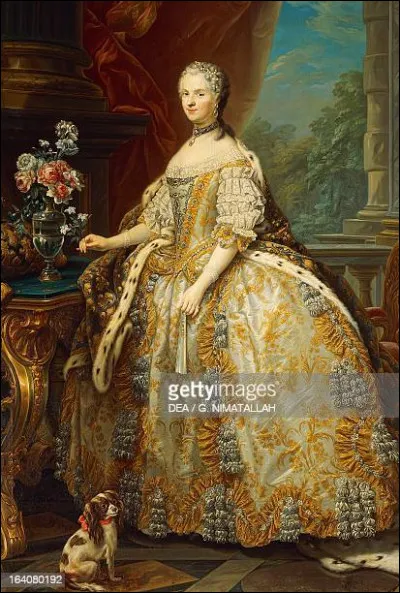 Quel surnom a été donné à Marie Leszcynska ?