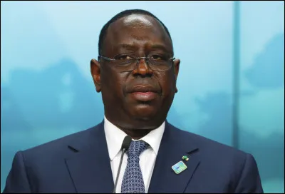 Quel pays cet homme dirige-t-il ?