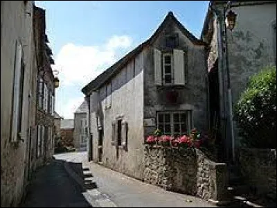 Village occitan, dans l'arrondissement de Villefranche-de-Rouergue, Saint-Andr&eacute;-de-Najac se situe dans le d&eacute;partement ...