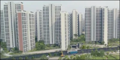 Comment Sae Bom compte-t-elle faire pour bénéficier d'un appartement dans la résidence ?