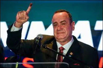 Quel pays cet homme dirige-t-il ?