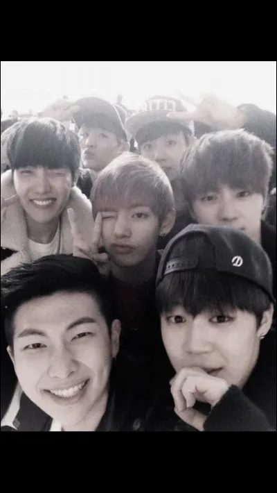 Combien y a-t-il de membres dans BTS ?