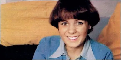 Comment s�appelait la pr&eacute;sentatrice de l'&eacute;mission ?