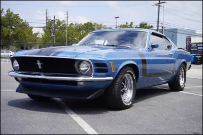 Quel est ce modèle de voiture ?