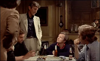 Quel cinéaste a réalisé le film "Nada" ?