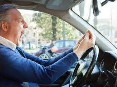 Pour changer de l'éternel "connard" ou du sempiternel "imbécile", souvent utilisés au volant, pourquoi ne pas lancer un plus inattendu "Peau de ... " ?