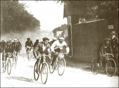 Quel est le nom du premier vainqueur du Tour de France en 1903 ?