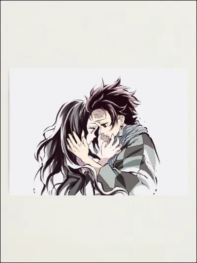 EvanV portait-il les boucles d'oreille de Tanjiro Kamado dans Kowareta ?
Si ce n'est pas lui qui les portait qui est-ce alors ?