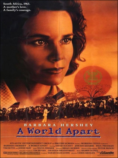 "Un monde à part" est un long-métrage joué par Tim Roth.