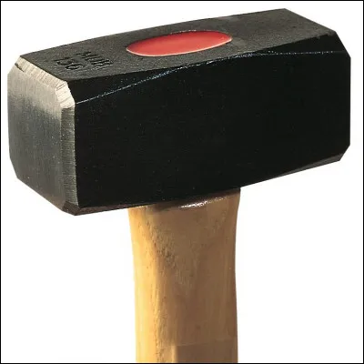 Quel nom d'outil est du genre féminin ?