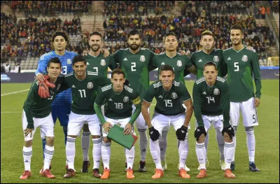 A quoi se réfère le surnom d'El Tri, donné à l'équipe du Mexique ?