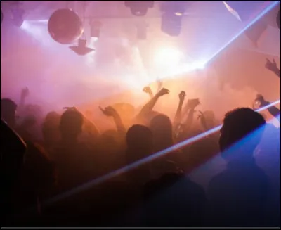 À une soirée, que fais-tu ?