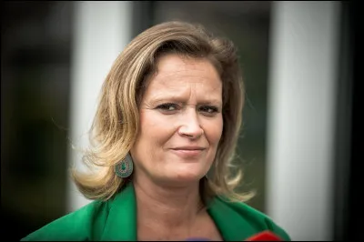 Cette femme politique, ministre en 2020, devenue le 20 mai 2022 porte-parole du gouvernement, se nomme ...