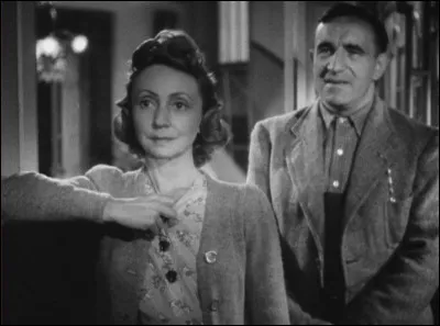 Cette actrice de théâtre - elle est entrée à la Comédie-Française en 1921 - et de cinéma, dans "Maria Chapdelaine" et "Le ciel est à vous", se nomme ...