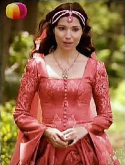 Quel est le nom de cette actrice ?