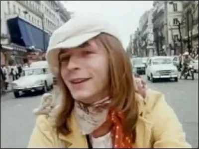 Quel est ce titi parisien à ses débuts ?