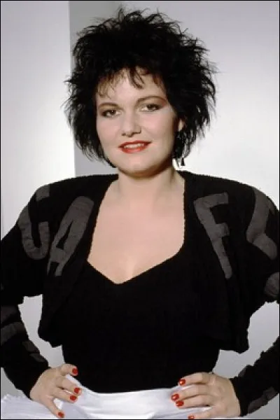 Qui est cette Claudie Claude de son premier nom de scène ?