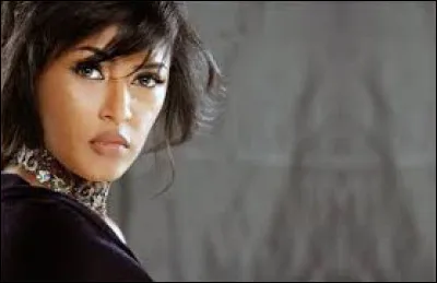 Quel est le nom de cette actrice ?