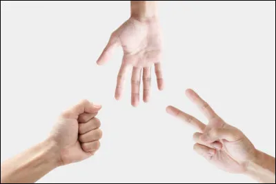 Sous quel autre nom le jeu ''roche-papier-ciseaux'' est-il connu ?