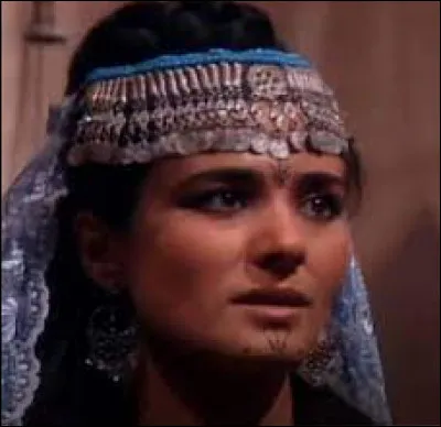 Quel est le nom de cette actrice ?