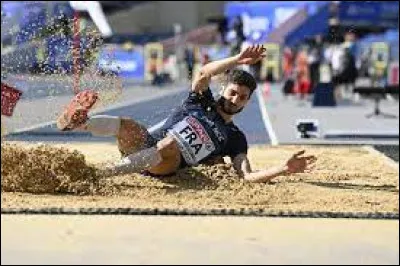 Dans lequel de ces cas un saut en longueur est-il annulé ?