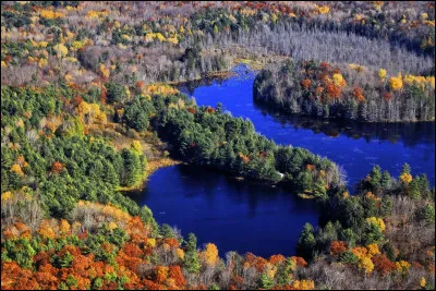 Quel est ce lac, le plus oriental et le plus petit des 5 grands lacs d'Am&eacute;rique du Nord, situ&eacute; entre l'&Eacute;tat de New York et la province canadienne de l'Ontario ?