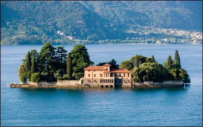Quel est ce lac italien de Lombardie qui contient la plus grande &icirc;le lacustre d'Italie ?