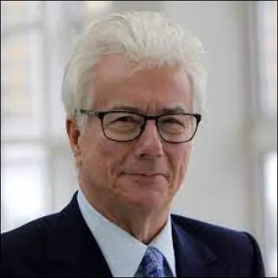 Quel livre n'a pas été écrit par Ken Follett ?