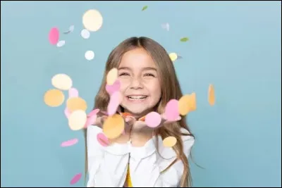 De quelle chanson ces paroles viennent-elles ?
Et crever le silence
Quand c'est à toi que je pense
Je suis loin de tes mains, loin de toi, loin des tiens
Mais tout ça n'a pas d'importance