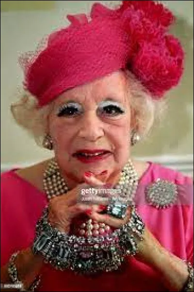 Quel livre n'a pas été écrit par Barbara Cartland ?