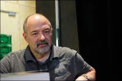 Quel livre n'a pas été écrit par Jacques Saussey ?