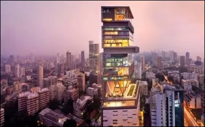 Quelle information concernant la tour Antilia, en Inde, est fausse ?