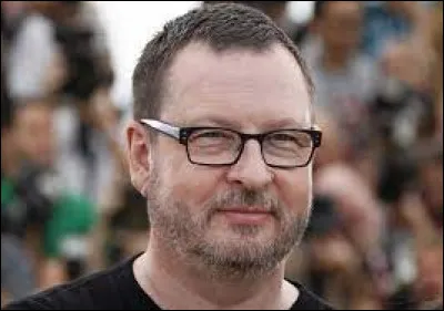 Parmi ces 4 propositions, laquelle ne correspond pas &agrave; la filmographie de Lars Von Trier ?