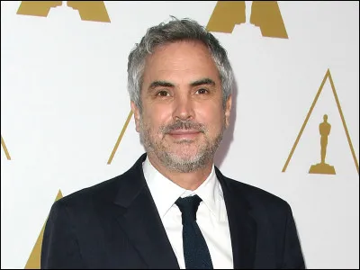 Parmi ces 4 propositions, laquelle ne correspond pas &agrave; la filmographie d'Alfonso Cuar&oacute;n ?