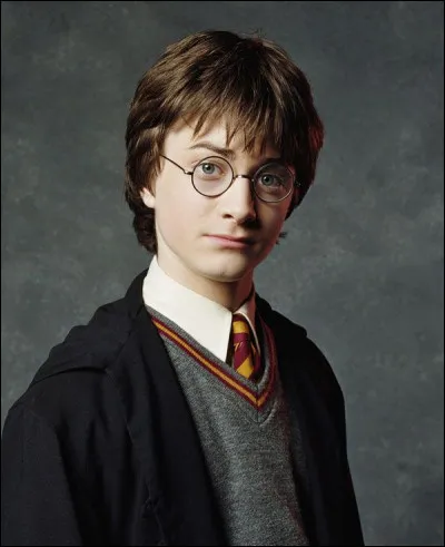 Dans HP2, Harry ne sait pas qu'il peut parler au serpent :