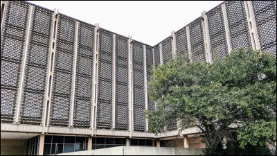 Qui va au laboratoire pour aller chercher Will ?