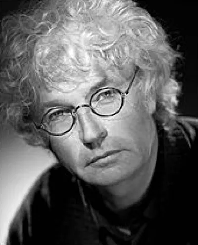 Parmi ces 4 propositions, laquelle ne correspond pas &agrave; la filmographie de Jean-Jacques Annaud ?