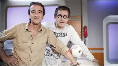 "C'est pas sorcier" : Comment était surnommée la voix off féminine de l'émission ?