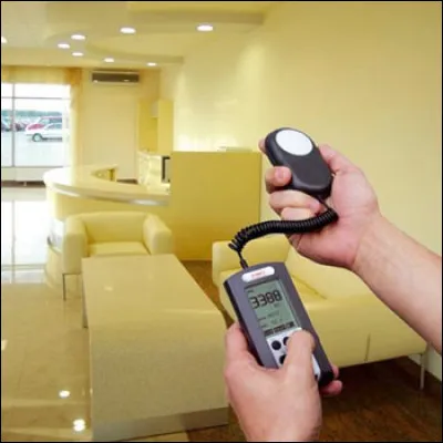 Comment se mesure la quantité de lumière émise par un appareil d'éclairage ?