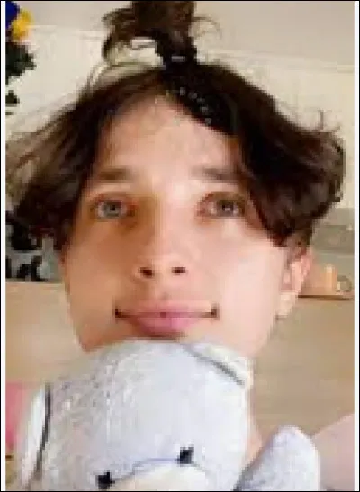 Comment Petite Pof, alias la sœur de M. Pof. est-elle appelée ?