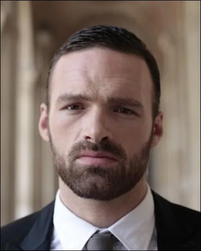 Quelle s&eacute;rie a fait conna&icirc;tre Alban Lenoir ?