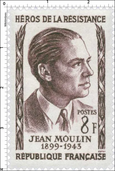 Il y a un monument dédié à Jean Moulin au Panthéon.