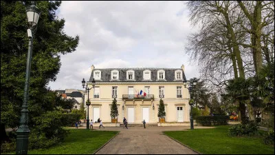 Garches : dans quel département se situe cette ville ?