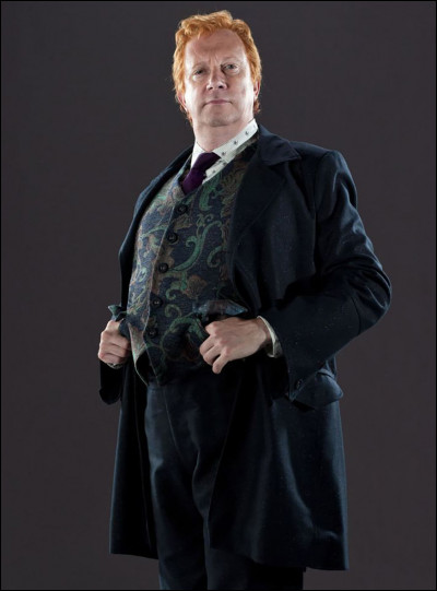 Quel est le nom complet d'Arthur Weasley ?